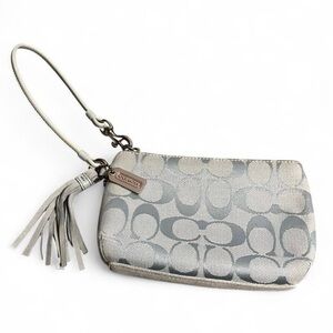 Vintage Y2K Coach Baby Blue Jacquard Signature Wristlet with Suede Leather
